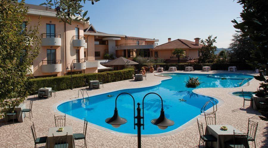 Albergo Ristorante Uliveto Veroli Екстериор снимка