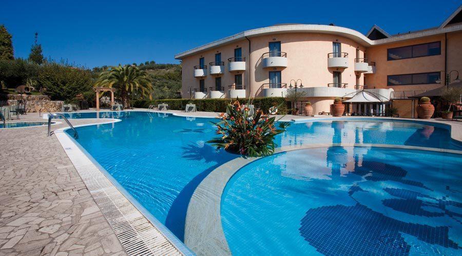 Albergo Ristorante Uliveto Veroli Екстериор снимка