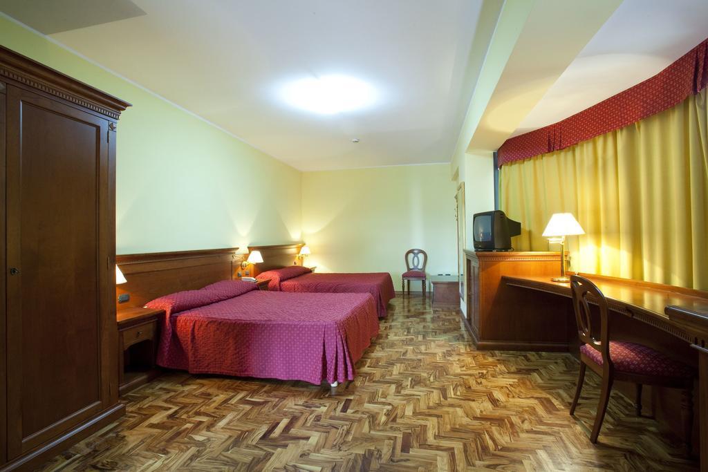 Albergo Ristorante Uliveto Veroli Стая снимка