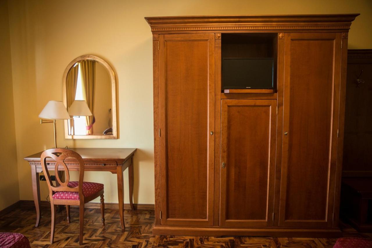 Albergo Ristorante Uliveto Veroli Екстериор снимка